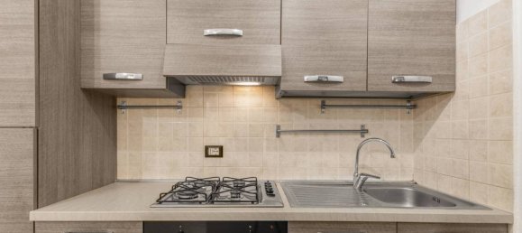 Apartamento de 1 dormitorio en Milan, Italy No. 240029 4