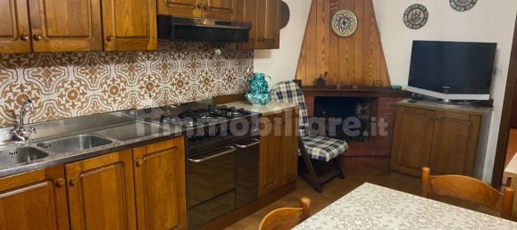 4 bedrooms Villa in Dicomano, Italy No. 66136 3