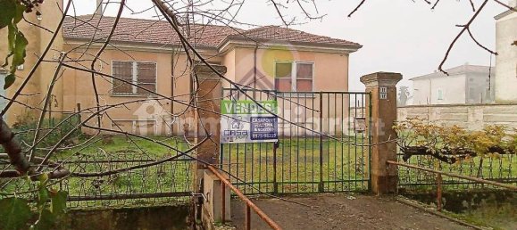 3 chambres Villa à Piubega, Italy No. 211909 2