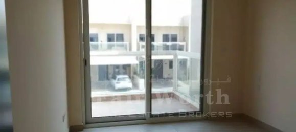3 bedrooms Villa in International City, UAE No. 1006 3