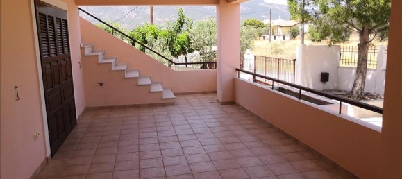 4 bedrooms Commercial property in Loutraki, Greece No. 4791 5