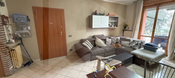 5 rooms Apartment in Spilamberto, Italy No. 23419 4