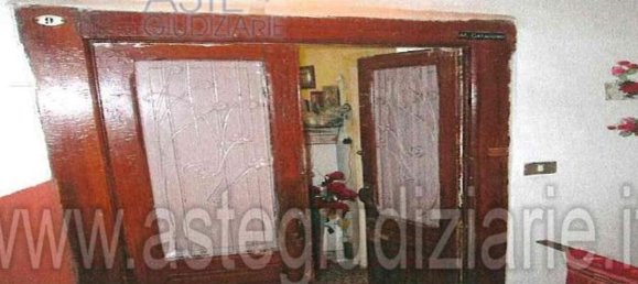 3غرفة شقة في Bari, Italy رقم 96465 9