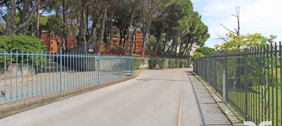 Estacionamiento en Genoa, Italy 12 m² No. 136649 4