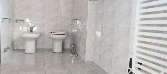 Дуплекс с 3 комнатами в Брено, Италия № 258775 5