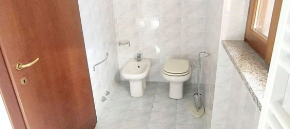 Дуплекс с 3 комнатами в Брено, Италия № 258775 6