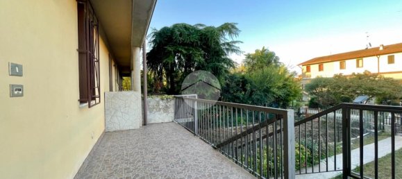 3 bedrooms Villa in Villachiara, Italy No. 353063 16