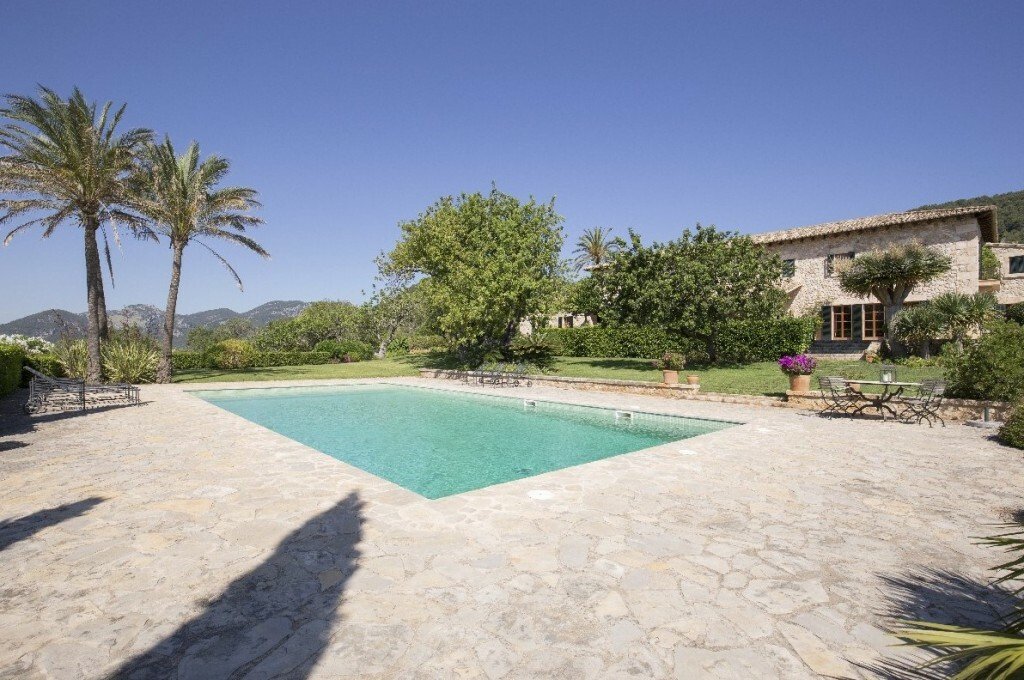 Casa de 6 dormitorios en Campanet, Spain No. 30659