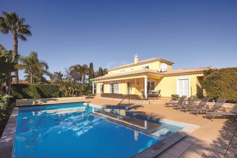 4 bedrooms Villa in Lagoa, Portugal No. 117658