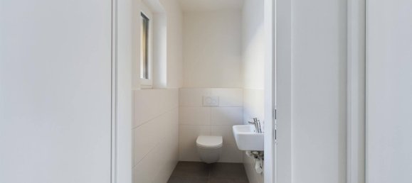 3 bedrooms Townhouse in Wels, Austria No. 172683 2