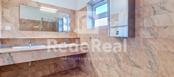 Casa T5 em Ferreiras, Portugal N.º 99709 45