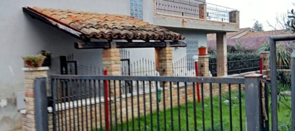 7-salle Maison à Civitella del Tronto, Italy No. 254878 3