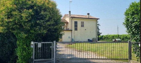 6 rooms Apartment in San Polo di Piave, Italy No. 206402 4