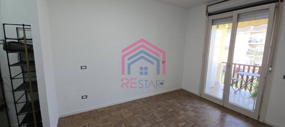 3-salle Appartement à Ariccia, Italy No. 144755 18