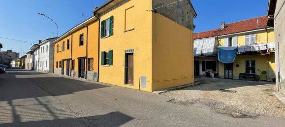 Casa de 2 dormitorios en Mede, Italy No. 359516 2