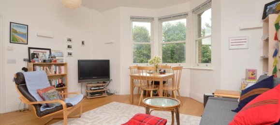 1 bedroom Apartment in London, United Kingdom No. 7825 2