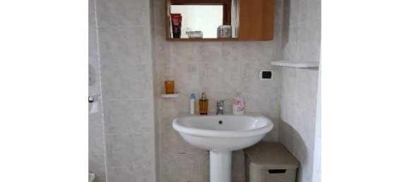 2-salle Appartement à Bari, Italy No. 252883 2