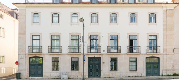 5 Schlafzimmer Doppelhaus in Lisbon, Portugal, Nr. 215283 18