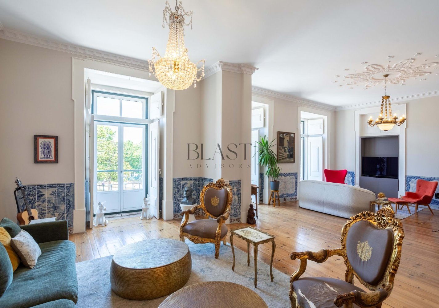 5 غرف نوم منزل ذو طابقين في Lisbon, Portugal رقم 215283