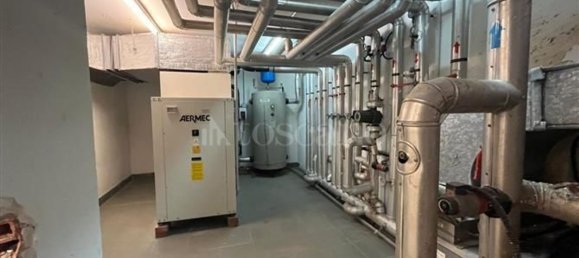 271m² Commercial property in Stornara, Italy No. 328570 34