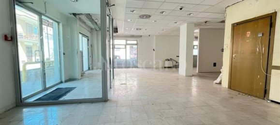 271m² Commercial property in Stornara, Italy No. 328570 14