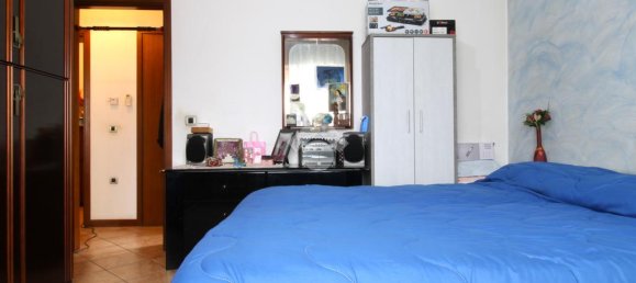 2 bedrooms Apartment in Creazzo, Italy No. 157037 16