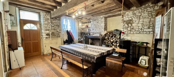 Дом с 4 спальнями в Риньи-ле-Фэррен, Франция № 210751 3