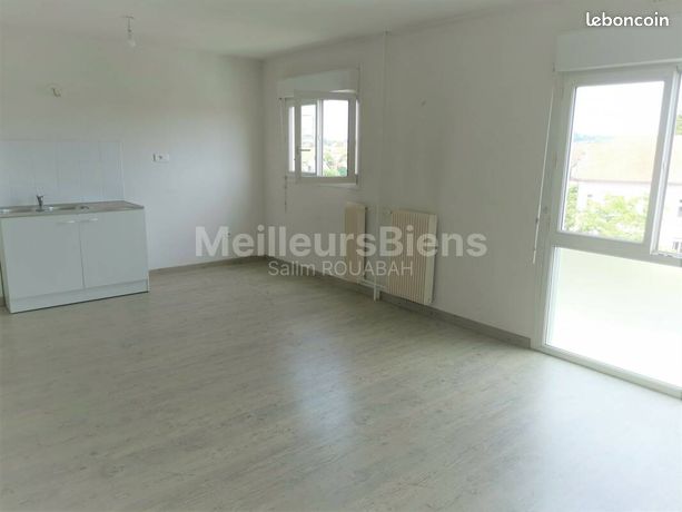 2 bedrooms Apartment in Audincourt, France No. 304612