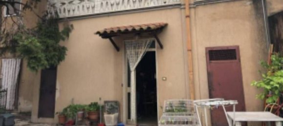 3 rooms Apartment in Terni, Italy No. 293979 5