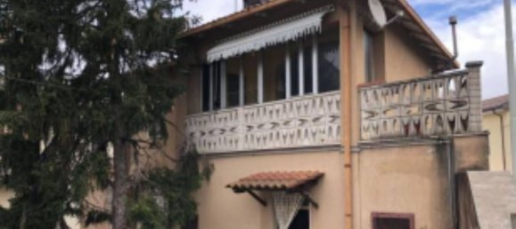 3 rooms Apartment in Terni, Italy No. 293979 4