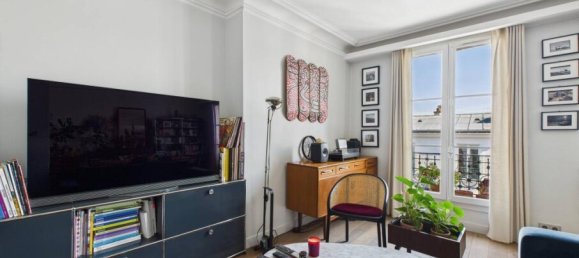 1 bedroom Apartment in Paris, France No. 317944 3