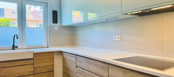 3 bedrooms Townhouse in Reinickendorf, Germany No. 291064 3