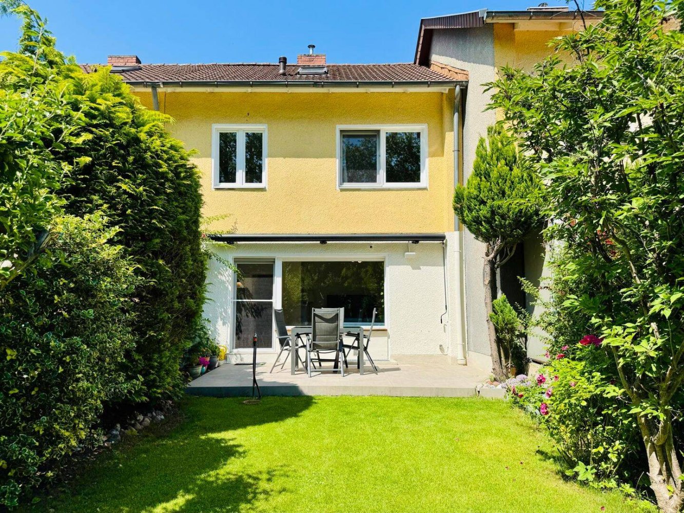 3 bedrooms Townhouse in Reinickendorf, Germany No. 291064