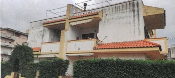 4 rooms Apartment in Scalea, Italy No. 184085 2