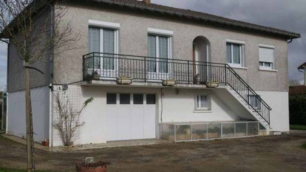 3 غرف نوم منزل في Prahecq, France رقم 31800