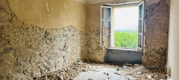 4 bedrooms House in Manche, France No. 359551 8