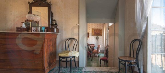 Здание с 7 комнатами в Арпино, Италия № 134810 26