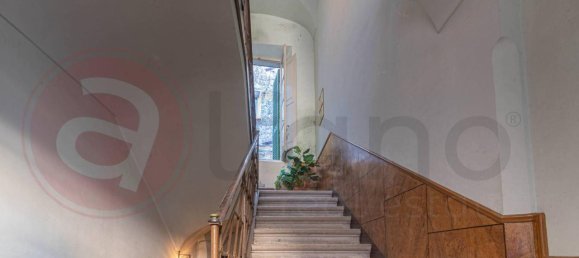 Здание с 7 комнатами в Арпино, Италия № 134810 11