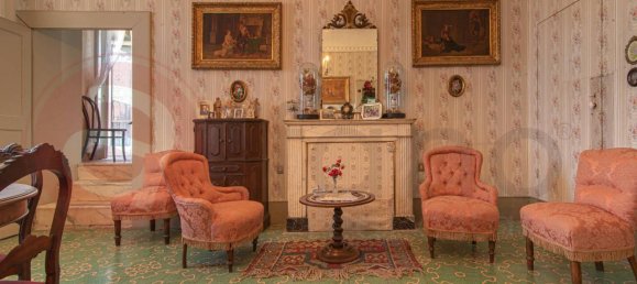 Здание с 7 комнатами в Арпино, Италия № 134810 21