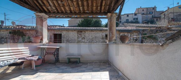 Здание с 7 комнатами в Арпино, Италия № 134810 44