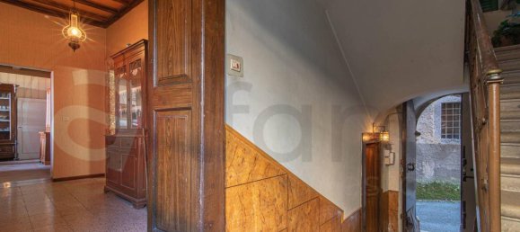 Здание с 7 комнатами в Арпино, Италия № 134810 49