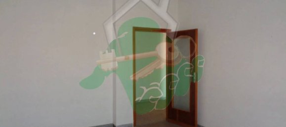 4 bedrooms Apartment in Foggia, Italy No. 194827 14