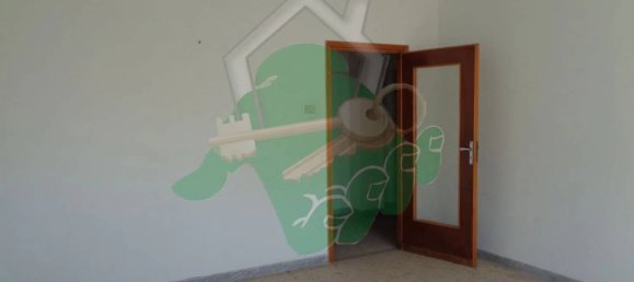 4 bedrooms Apartment in Foggia, Italy No. 194827 25