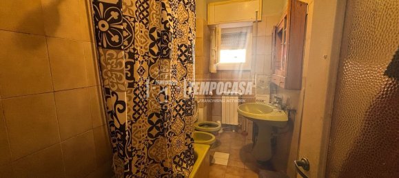 2-salle Appartement à Pioltello, Italy No. 148488 5