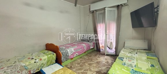 2-salle Appartement à Pioltello, Italy No. 148488 2