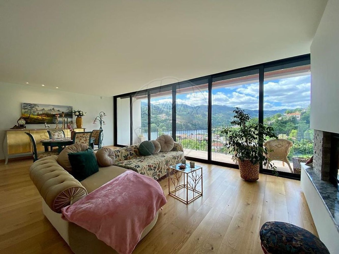 Casa de 3 dormitorios en Rio Caldo, Portugal No. 175581