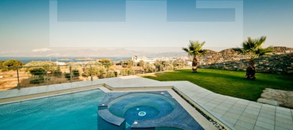 4 bedrooms Villa in Crete, Greece No. 8624 6