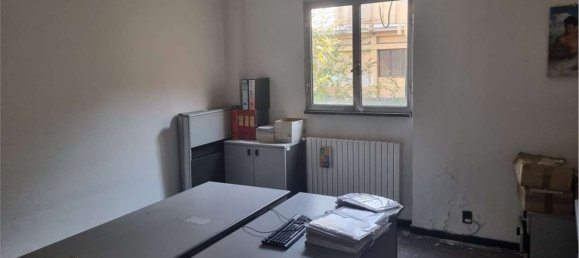 1900m² Warehouse in Limbiate, Italy No. 359789 35