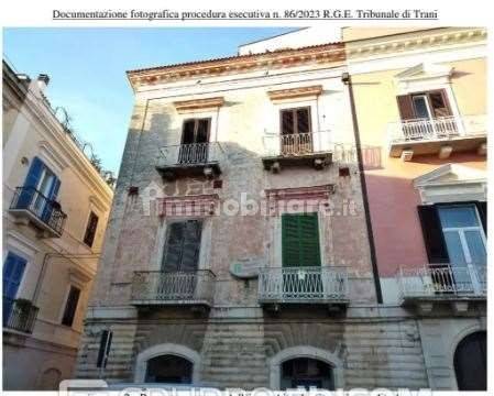 3 bedrooms Apartment in Trani, Italy No. 260795