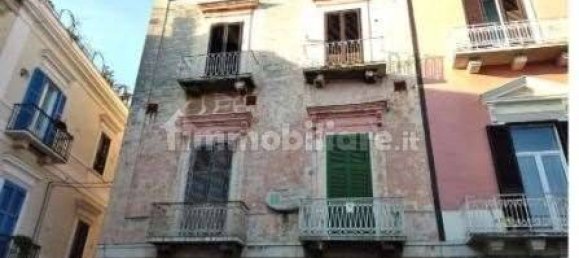 3 bedrooms Apartment in Trani, Italy No. 260795 3